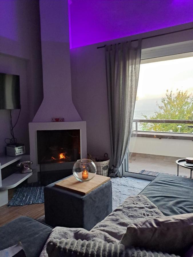 Vrachos Suites Aigio Extérieur photo