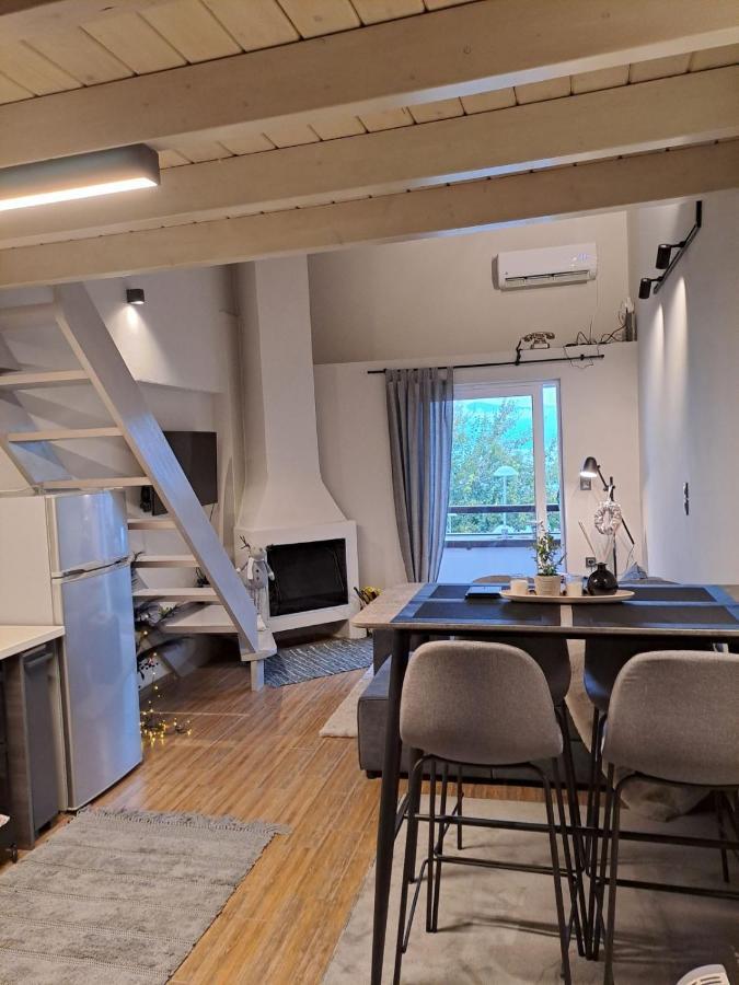 Vrachos Suites Aigio Extérieur photo