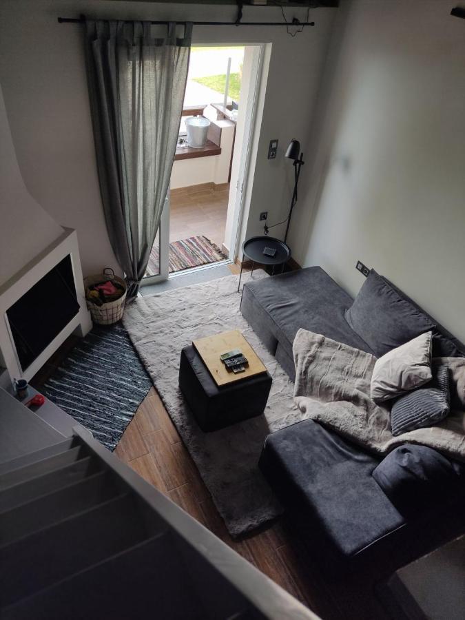 Vrachos Suites Aigio Extérieur photo